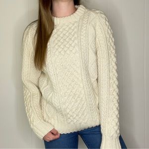 IRISH WOOL Cable Knit Sweater